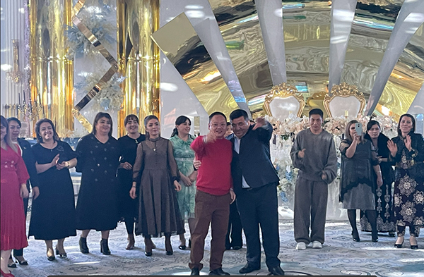 2024年，武漢耦合醫(yī)學(xué)和中亞的小伙伴一起跨年！